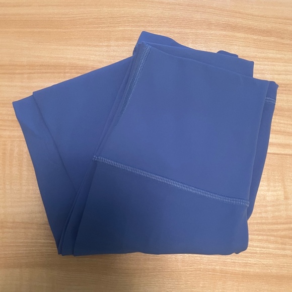 Align High-Rise Crop 23" in Blue Nile size 2 - Picture 6 of 6